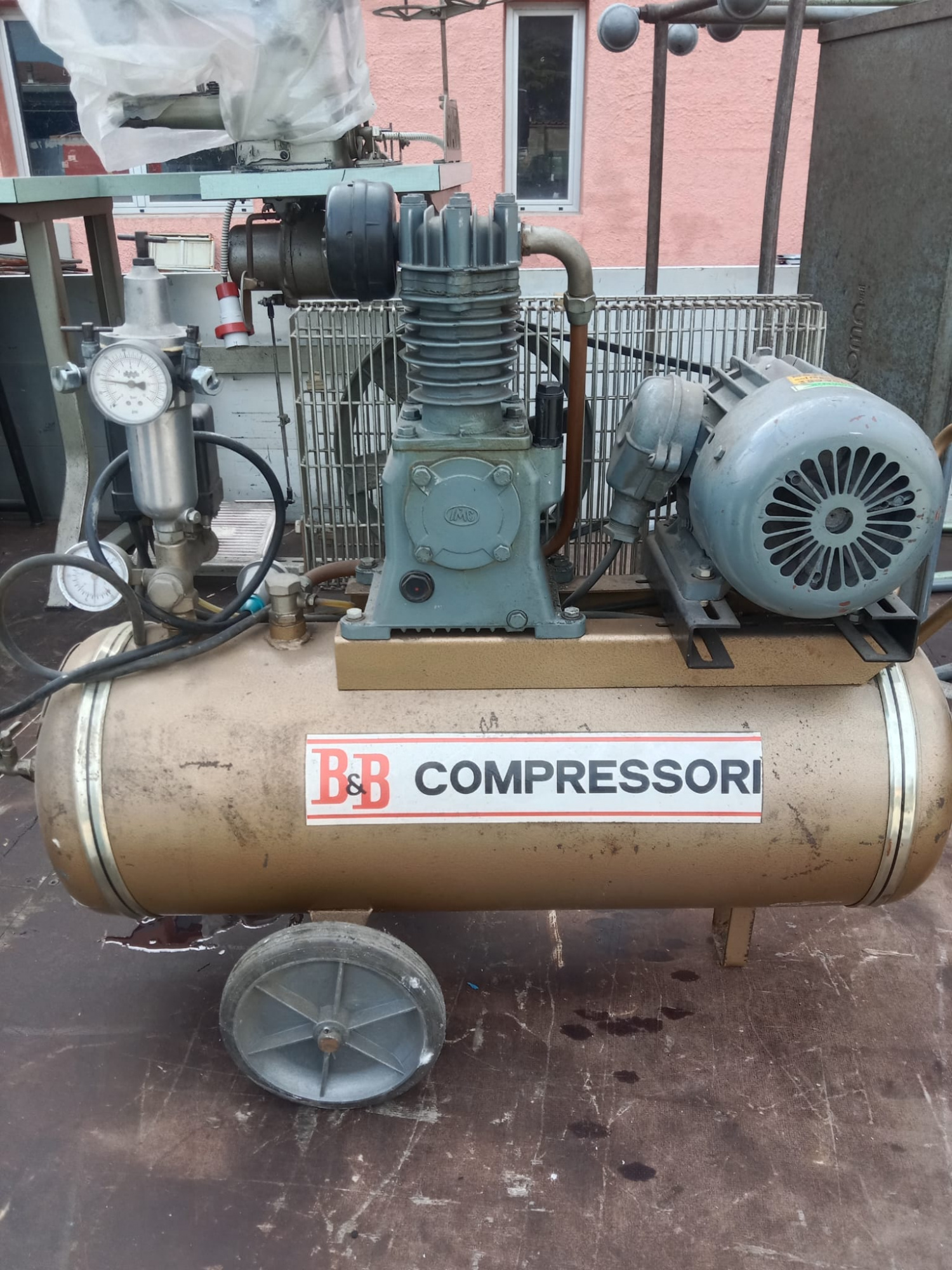 compressore-beb-biccheirai-a-pistoni